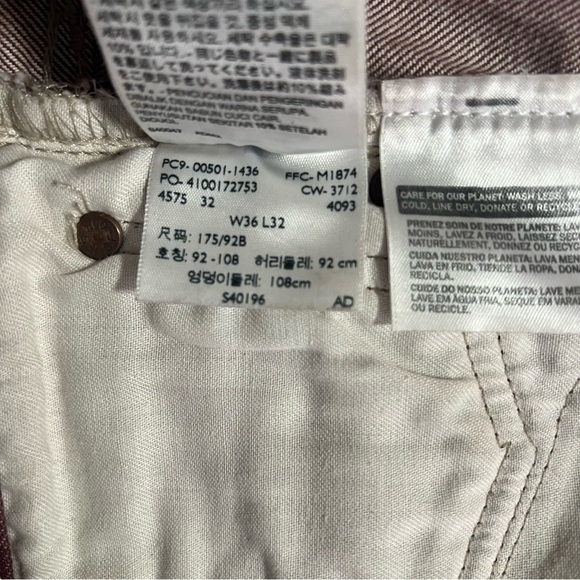 Levis 501 Button Fly Classic Tibetan Red Denim Shorts Waist 36 Cutoff Shorts - Picture 8 of 8